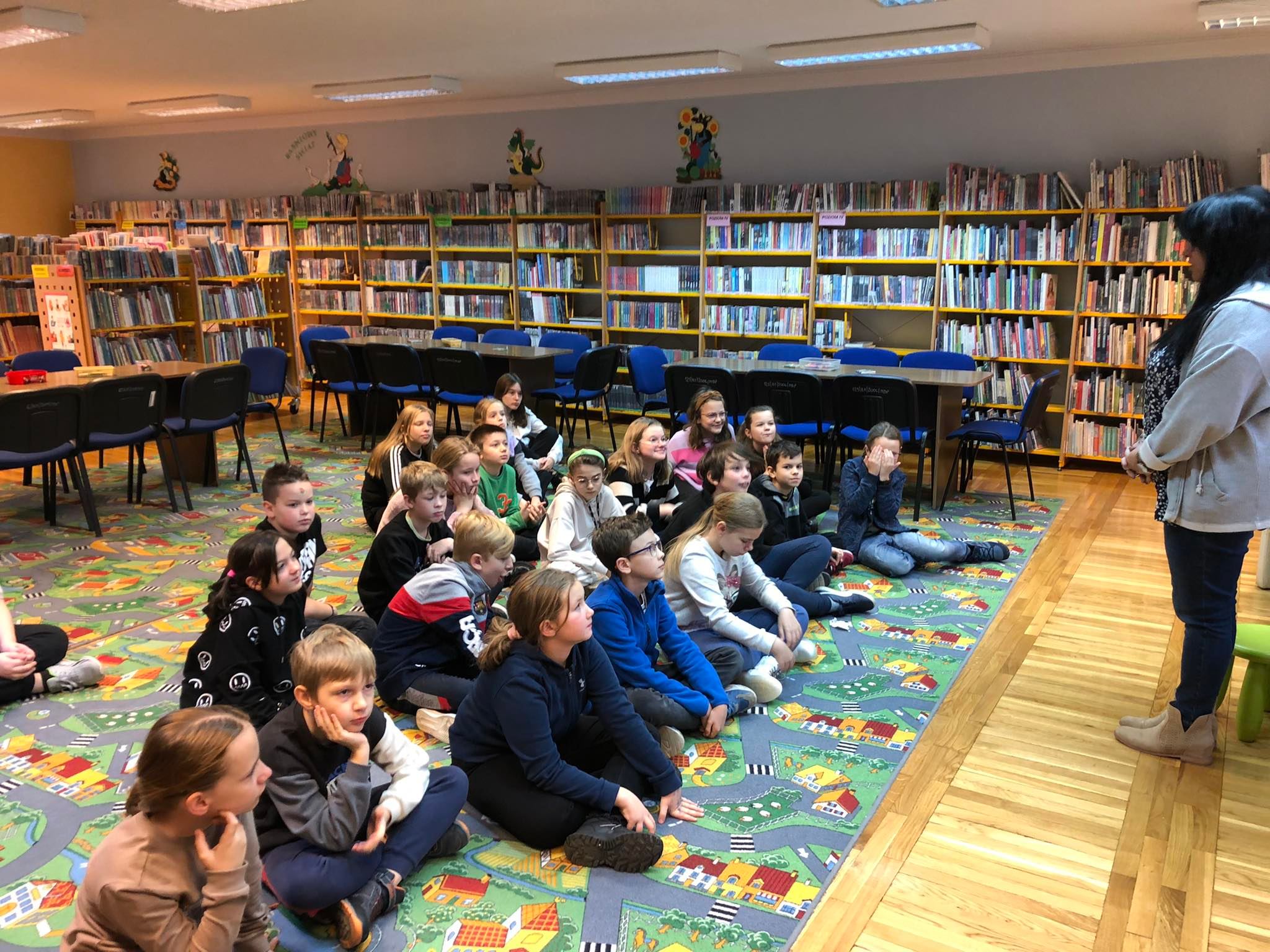 Lekcja biblioteczna – Szkoła Podstawowa nr 7 w Głogowie